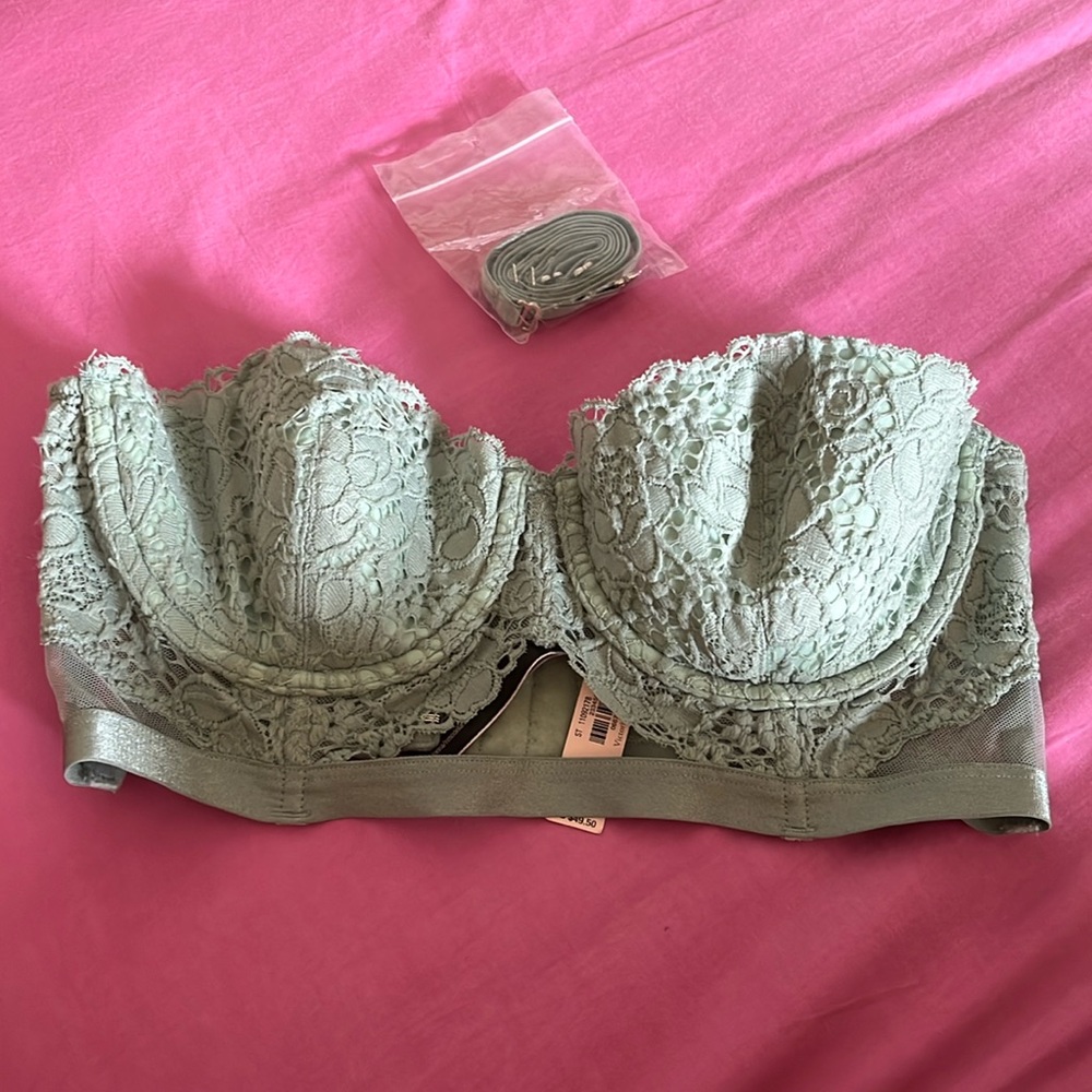 Victoria's Secret Sage Green Lace Strapless Bra